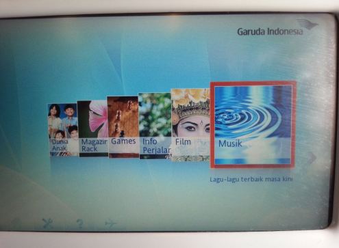 Tampilan depan MUSIK